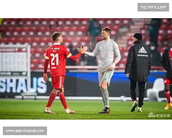 美因茨2-2战平柏林联合,李在成补时扳平